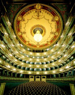 Prague Opera: Theatre of the Estates where Amadeus Mozart himself conducted the world premiere of his Don Giovanni in 1787. Prague opera tickets online